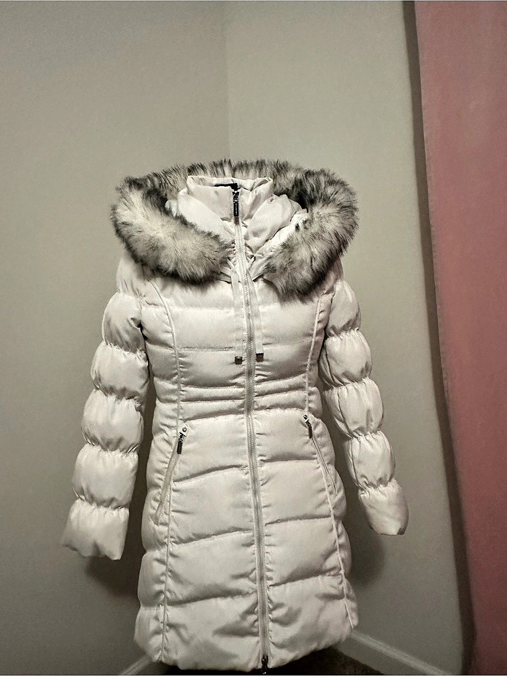 Laundry by Shelli Segal Women's White Down Puffer Coat Size Medium Like New